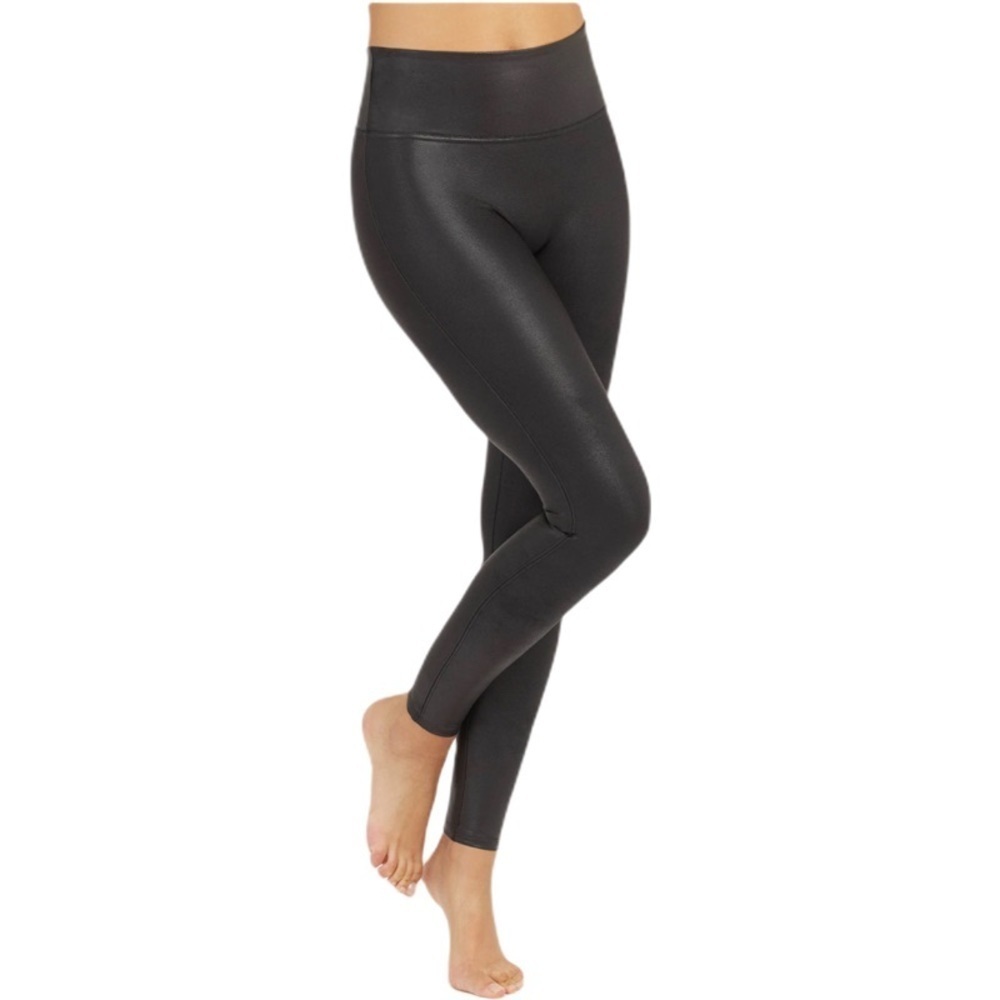 ✅ Spanx Faux Leather Black Leggings  size M